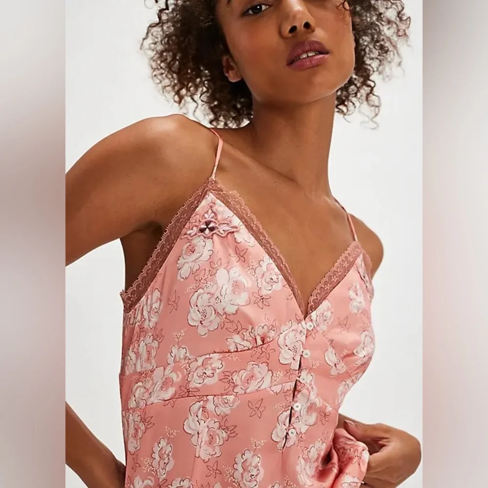 Free People intimately night